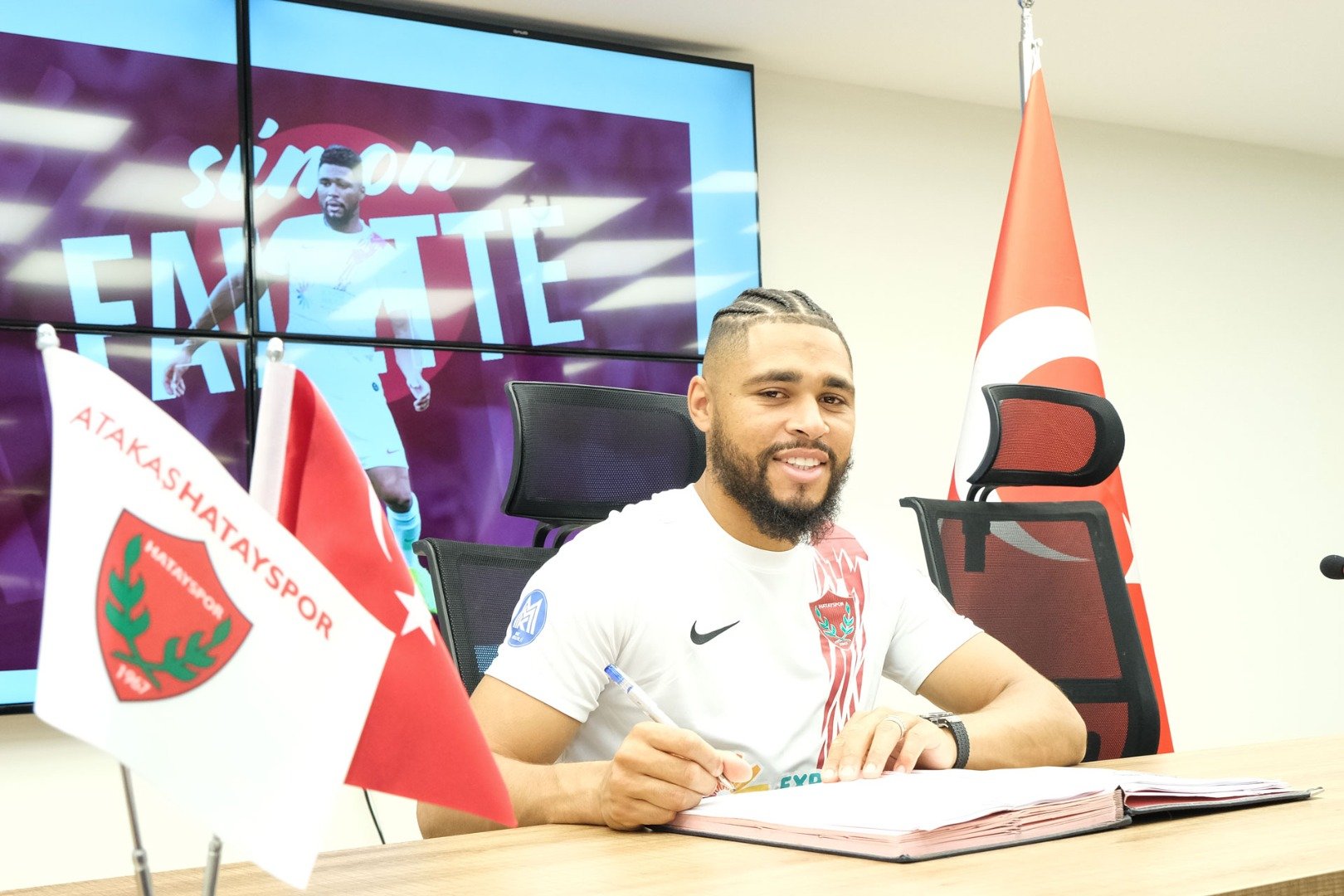 Hatayspor'dan savunmaya önemli takviye