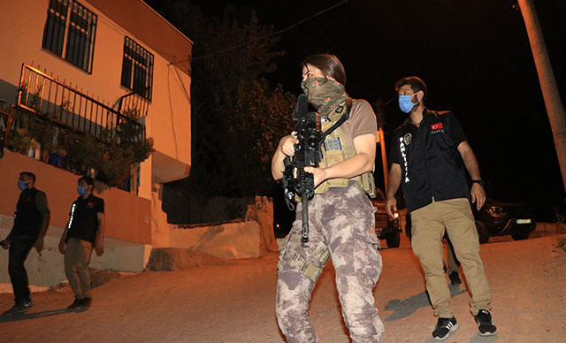 Şanlıurfa'da IŞİD operasyonu: 6 gözaltı