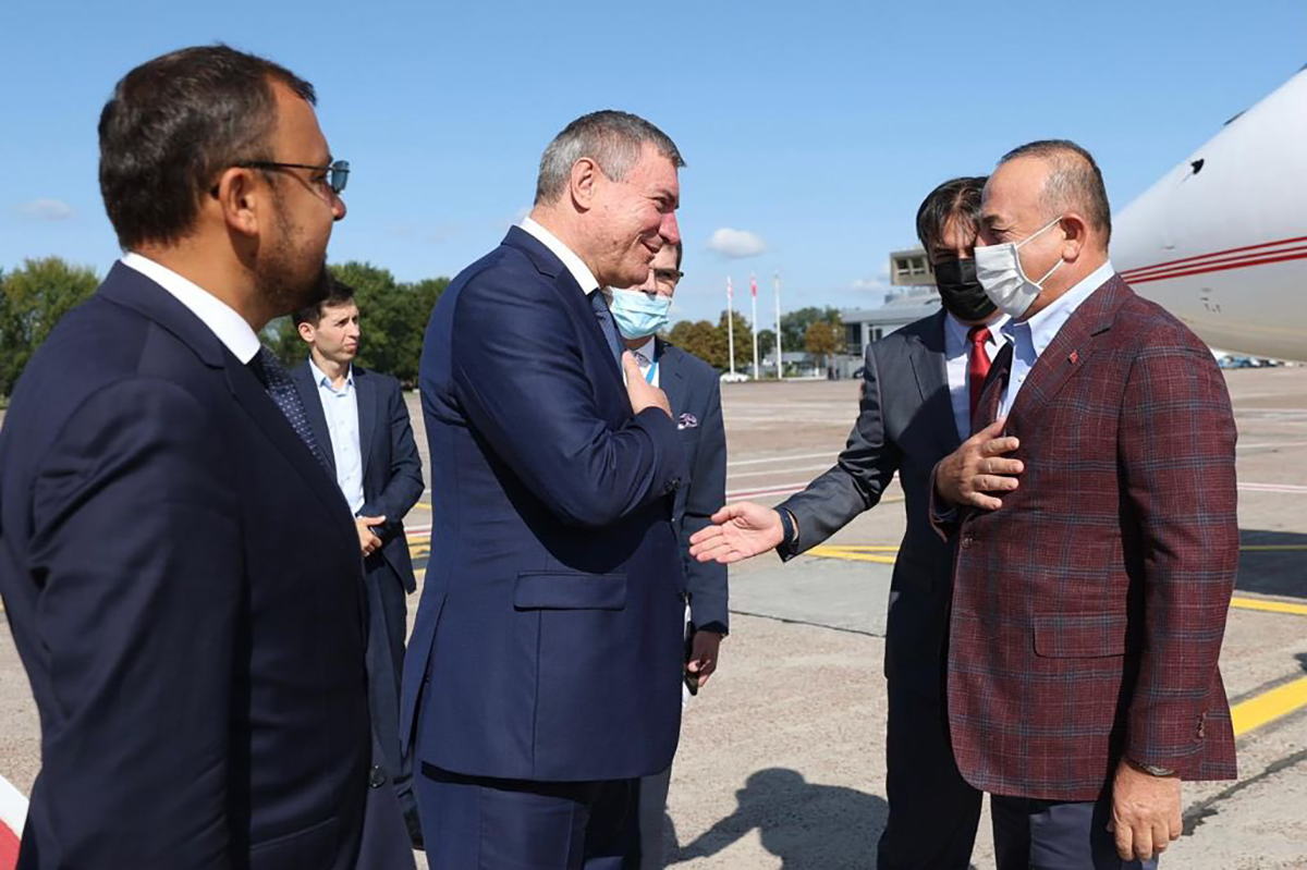 Dışişleri Bakanı Çavuşoğlu, Kiev’de