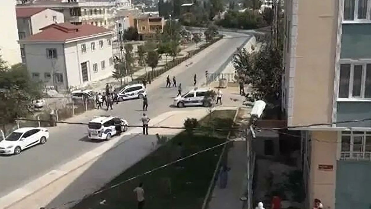 Arnavutköy'de iki aile arasında silahlı kavga çıktı