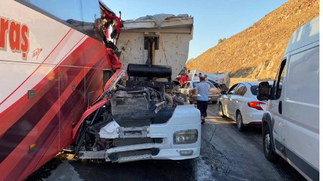 Kahramanmaraş'ta feci kaza: 5 yaralı