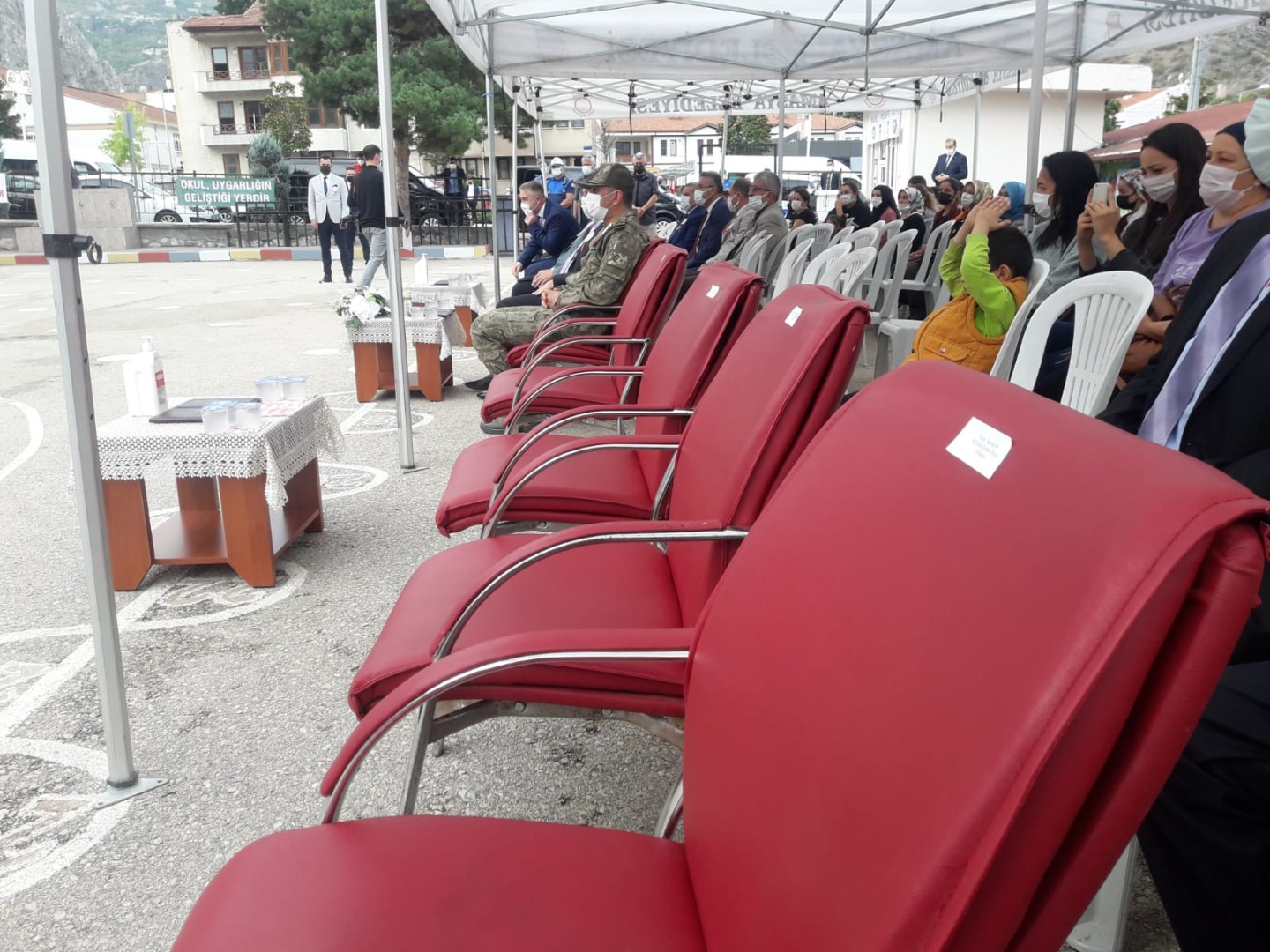 Amasya'da İlköğretim Haftası kutlamasına iktidar bloğundan kimse katılmadı