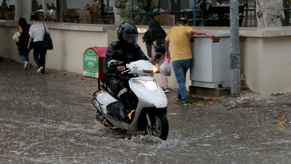 Edirne'de sağanak yağış!