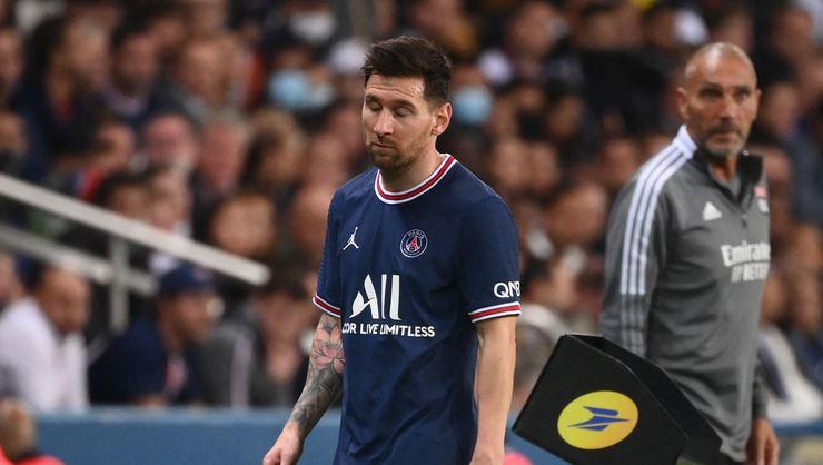 Messi'nin PSG kariyeri kötü başladı