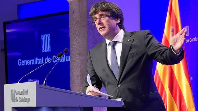 Eski Katalan lider Carles Puigdemont gözaltına alındı