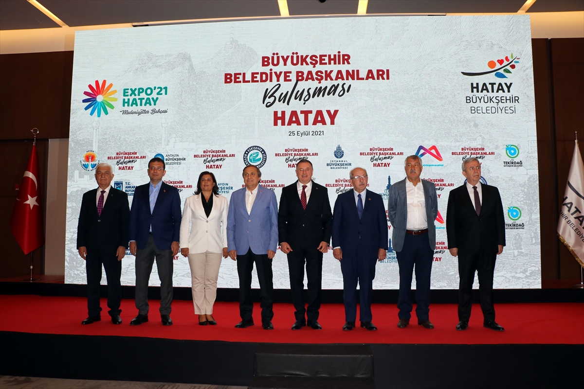 CHP'li Büyükşehir Belediye Başkanları Hatay'da buluştu