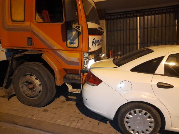 İstanbul'da kamyon dehşeti: 9 aracı biçti