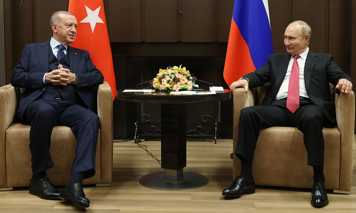 Soçi'de Erdoğan Putin görüşmesi başladı