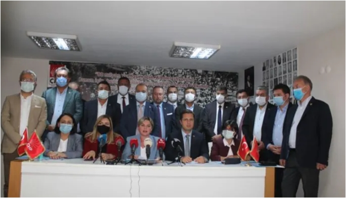 CHP’li 30 milletvekili İzmir’de 8 ilçede 190 köyü ziyaret edecek