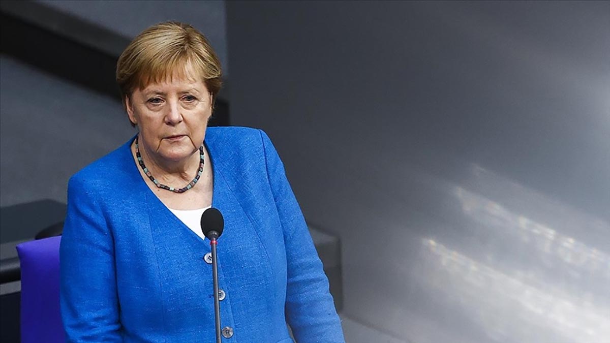 Merkel'den flaş İran açıklaması