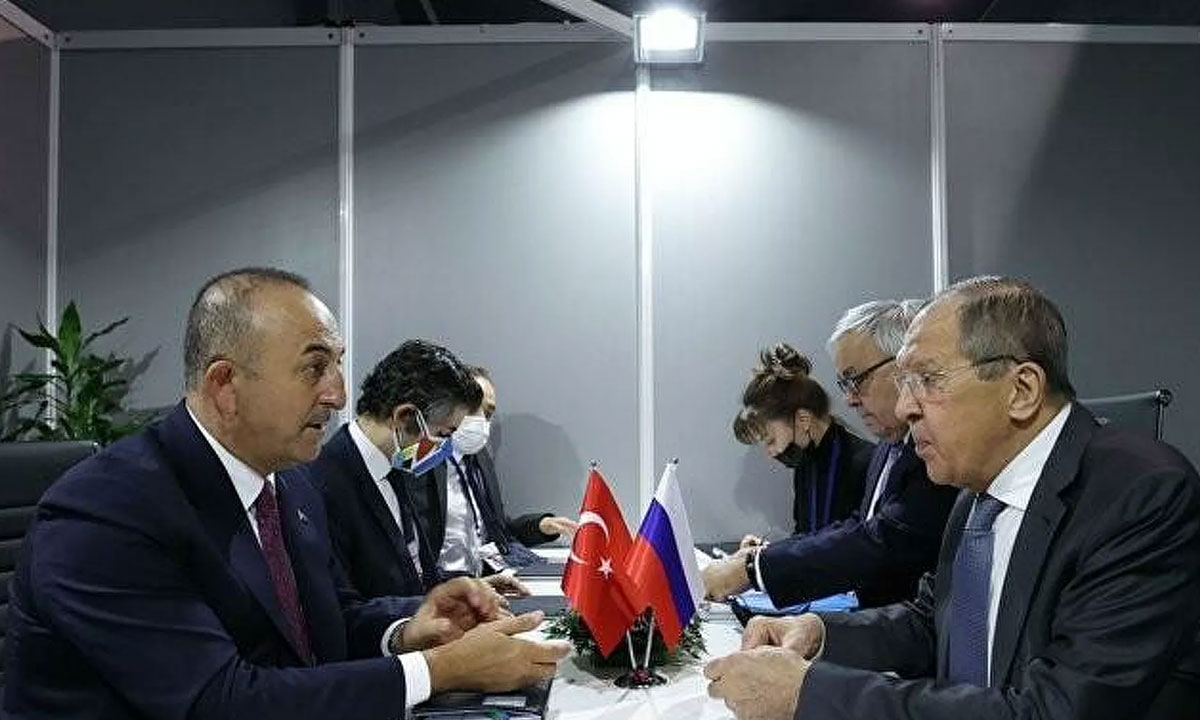 Bakan Çavuşoğlu, Rus mevkidaşı ile görüştü