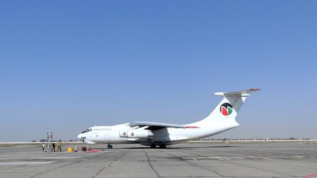 BM'nin Afganistan'a insani yardım gönderdiği uçak Özbekistan'a ulaştı