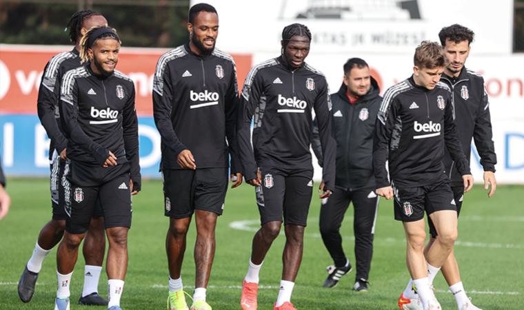 Beşiktaş, Sporting Lizbon maçı kamp kadrosunu açıkladı
