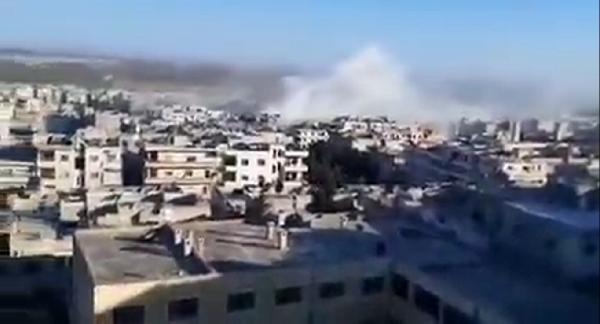 İdlib'de pazar yerine topçu saldırısı: 10 ölü 35 yaralı