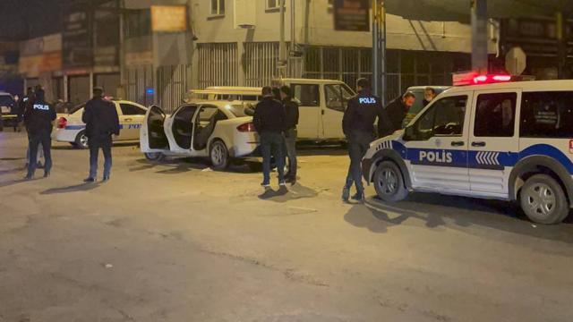 Kayseri'de "dur" ihtarına uymayan araçtan el bombası çıktı