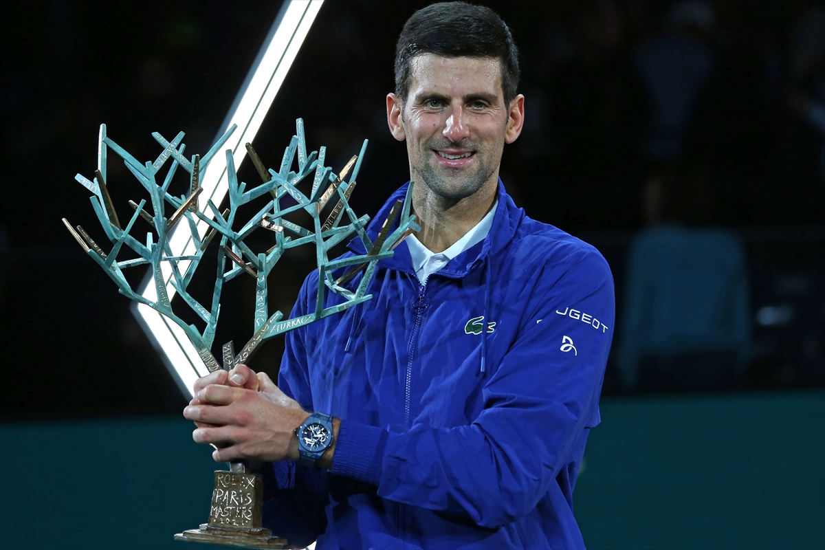 Paris Masters'da şampiyon Djokovic