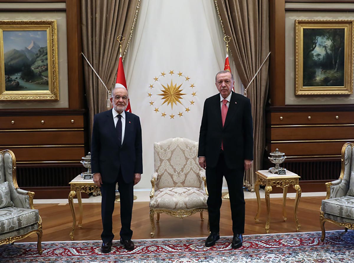 Erdoğan ile Karamollaoğlu arasındaki kritik görüşme başladı