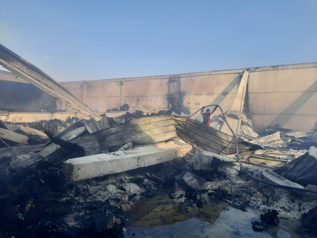 Afyonkarahisar'da iplik fabrikasında yangın