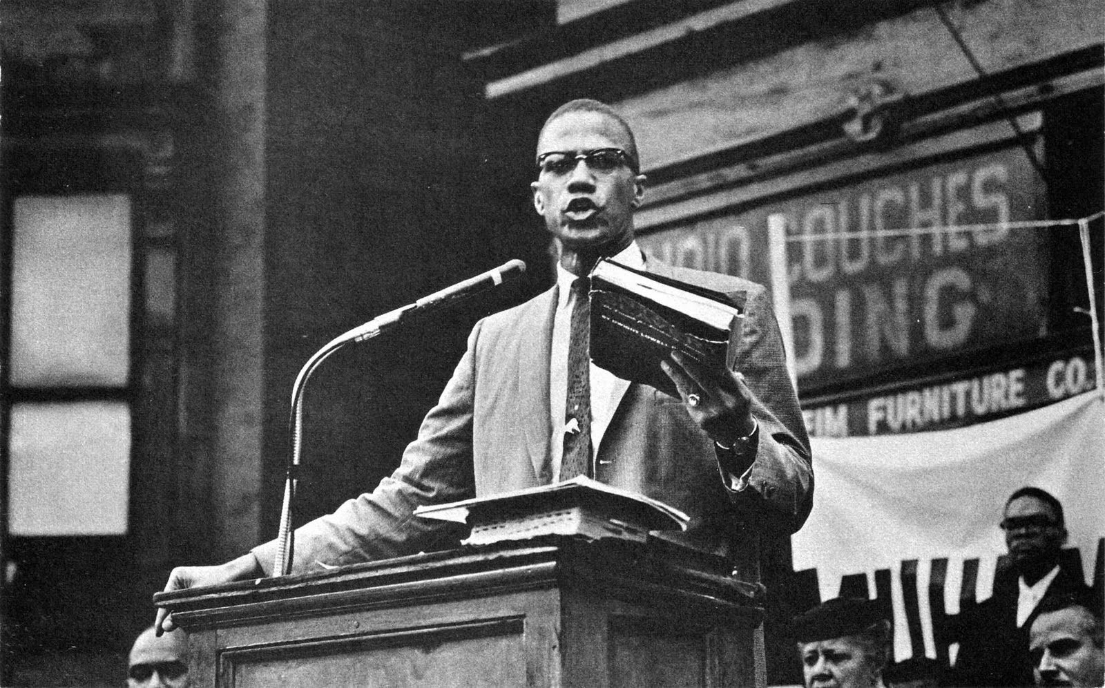Malcolm X davasında karar: 2 kişi aklandı