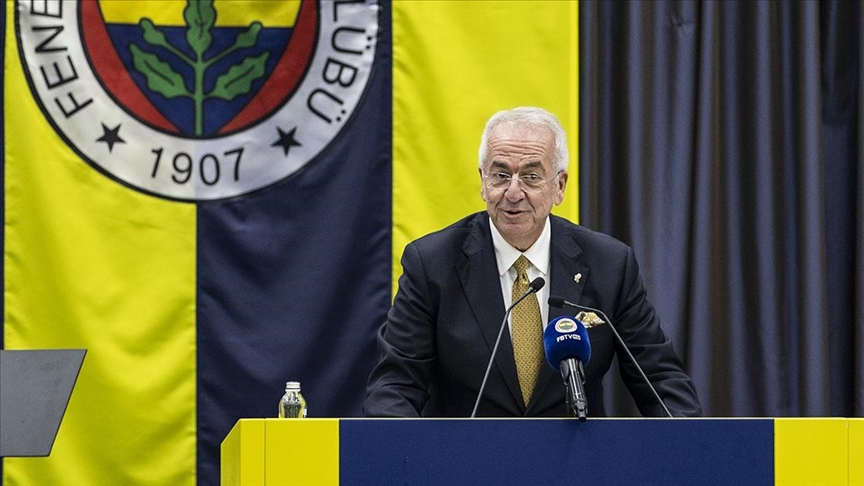 Fenerbahçeli yönetici Erol Bilecik'ten hakemlere çağrı