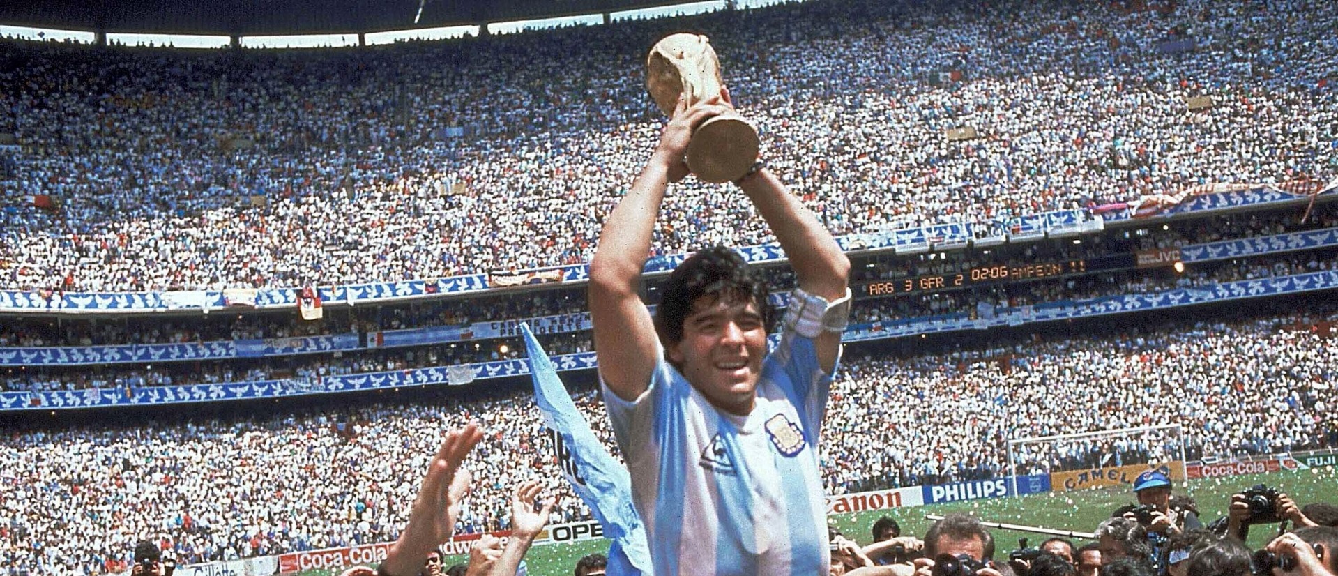 Maradona kalbi olmadan gömüldü 