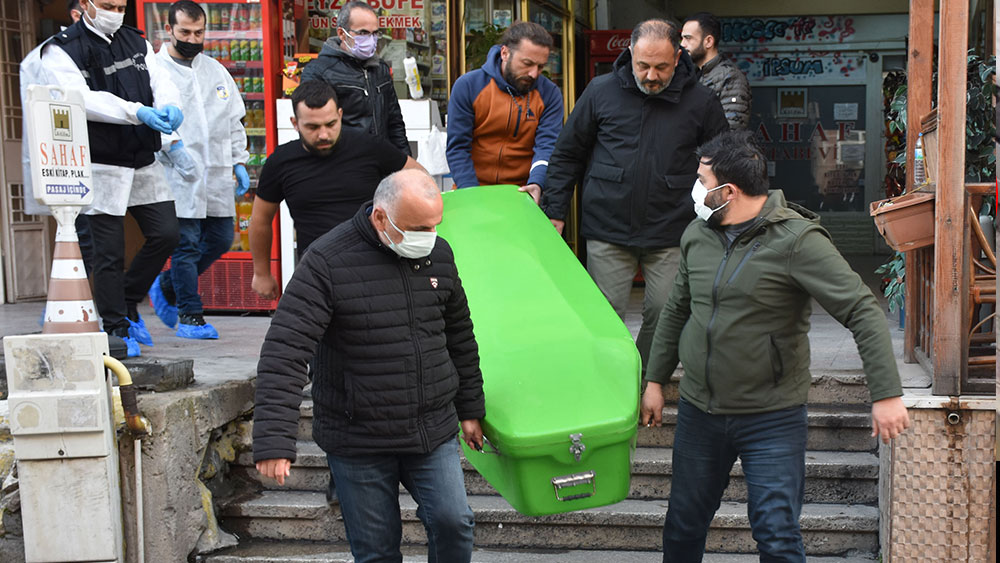 Sivas'ta esrarengiz ölüm
