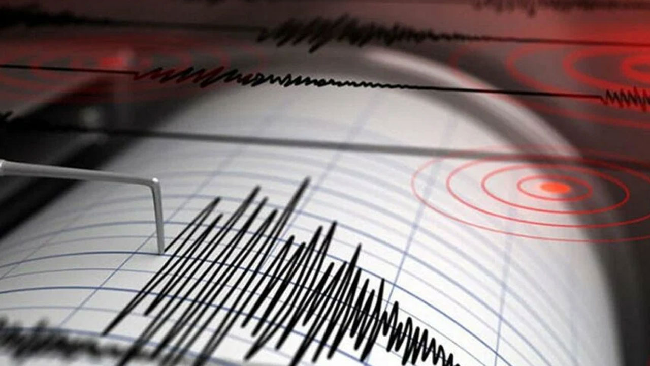 Japonya'da 6.4 büyüklüğünde deprem
