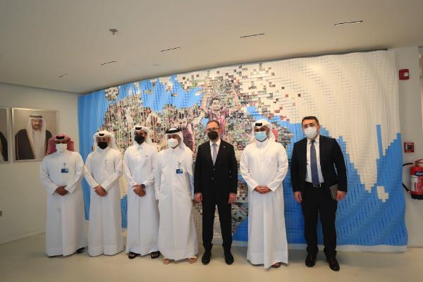Bakan Kasapoğlu, Katar Gençlik ve Spor Bakanı Salah Bin Ghanim Al Ali ile görüştü