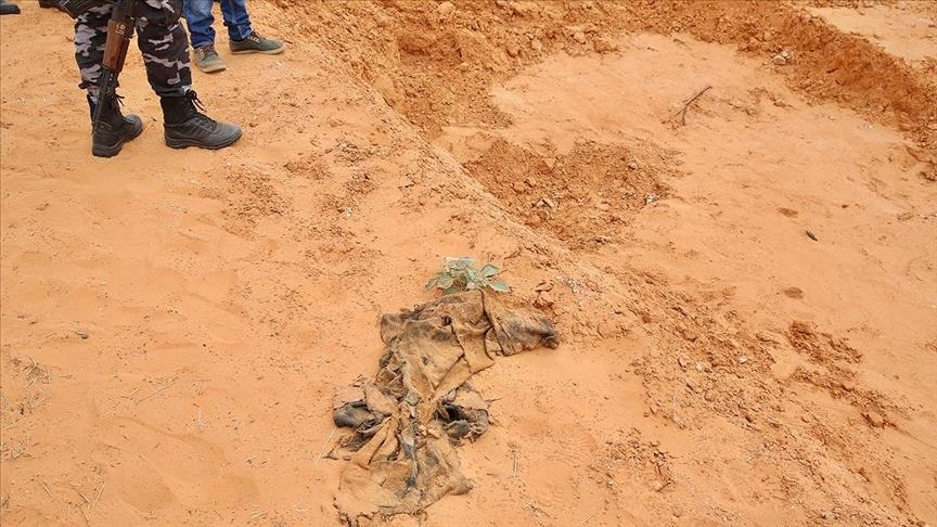 Libya'da toplu mezarlar ortaya çıkmaya devam ediyor