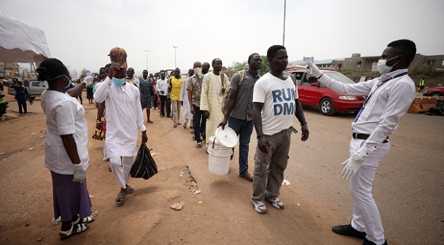 Nijerya'dan İngiltere'ye 'kırmızı liste' tepkisi