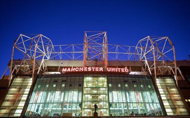 Manchester United, korona nedeniyle tesisini kapattı