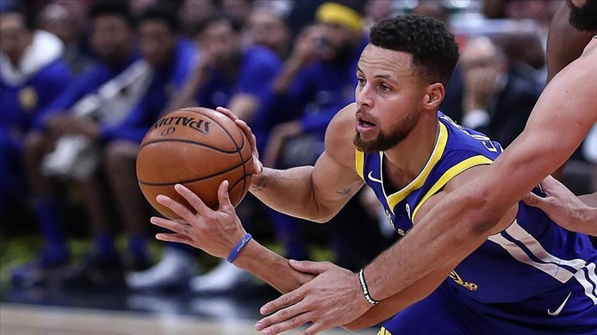 Warriors Stephen Curry'nin 46 sayısıyla kazandı