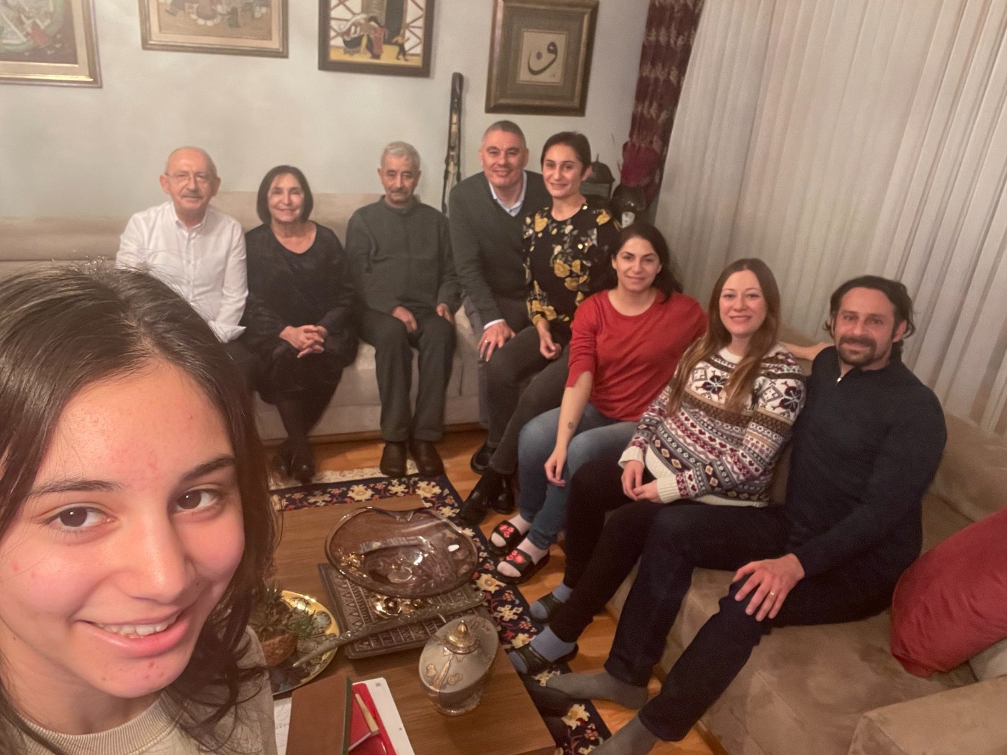 Kılıçdaroğlu'ndan aile fotoğraflı yeni yıl mesajı