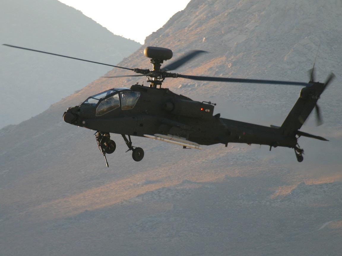 Tunus'ta askeri helikopter düştü