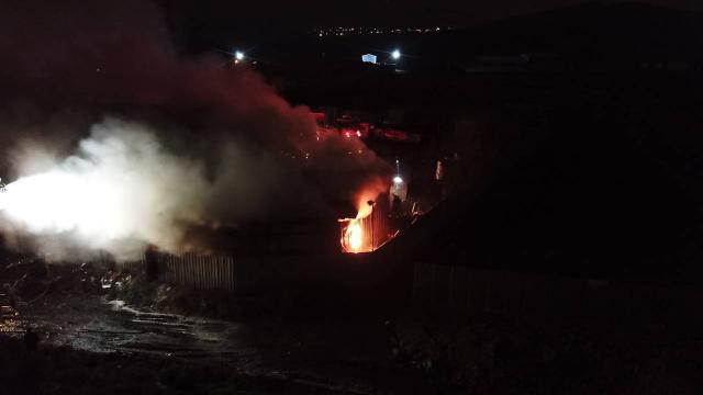 İstanbul'da geri dönüşüm tesisinde yangın