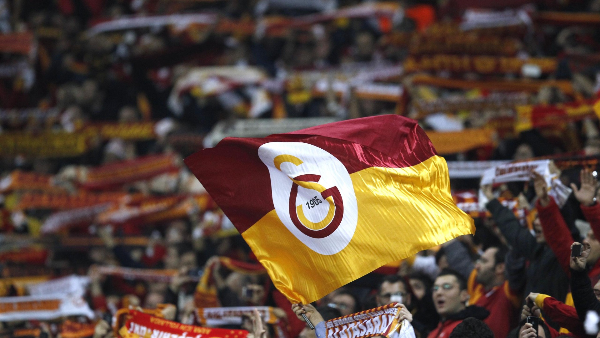 Galatasaray'da 7 ismin daha görevine son verildi