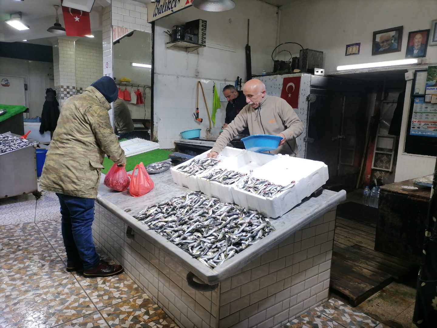 Zonguldak'ta balık fiyatları arttı