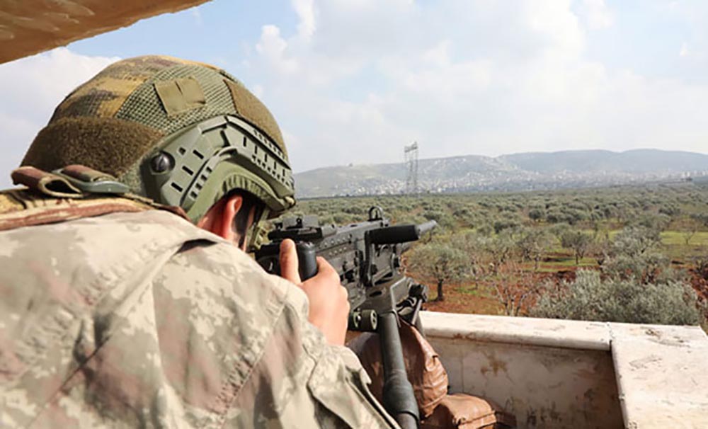PKK/KCK'dan kaçan 4 örgüt mensubu teslim oldu