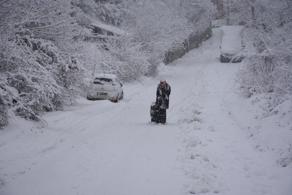 Sakarya ve Zonguldak'ta 277 köy yolu ulaşıma kapandı