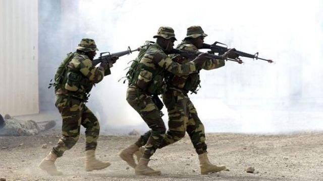 Gambiya'da 2 Senegalli asker öldürüldü. 9 asker kayıp