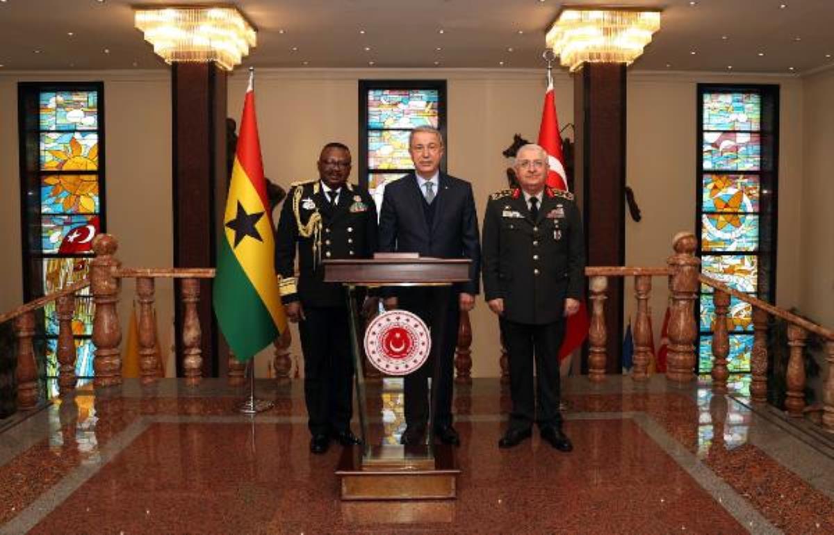 Milli Savunma Bakanı Akar, Gana Genelkurmay Başkanı'nı kabul etti