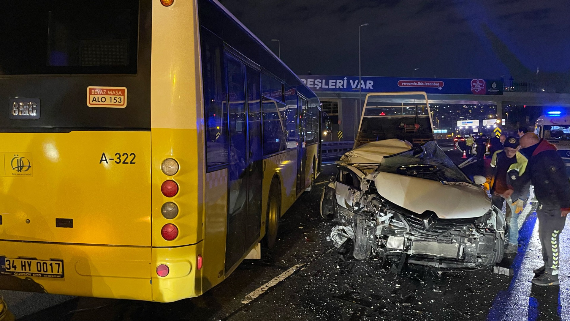 İstanbul'da zincirleme kaza: 2 yaralı