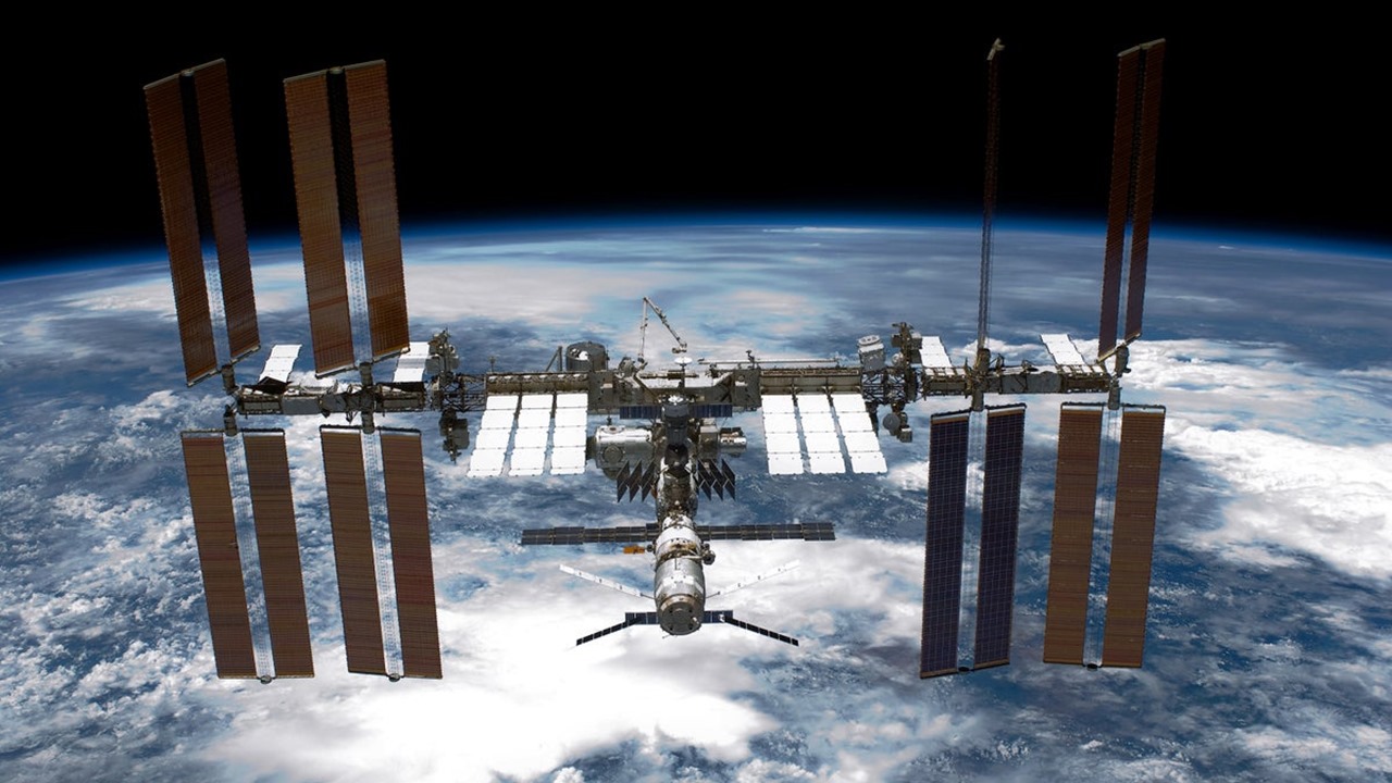 NASA, ISS’in yerden çektiği en net görüntülerini paylaştı