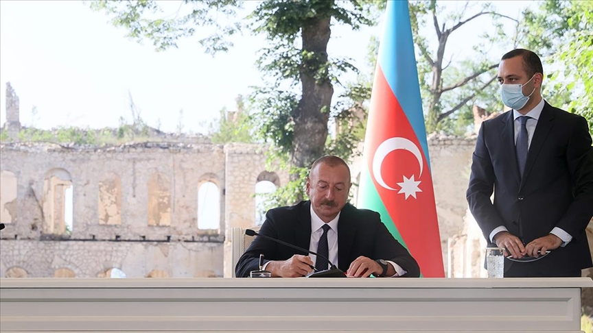 Aliyev Şuşa Beyannamesi'ni onayladı