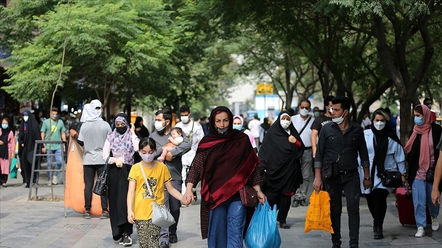İran'da korona ölümleri yükselişe geçti