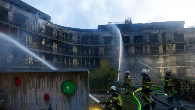 100 kişilik apartmanda yangın