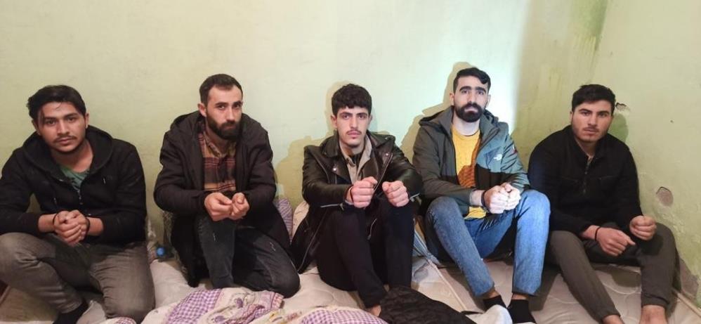 Afganlı çete Türkleri İstanbul'da rehin aldı 
