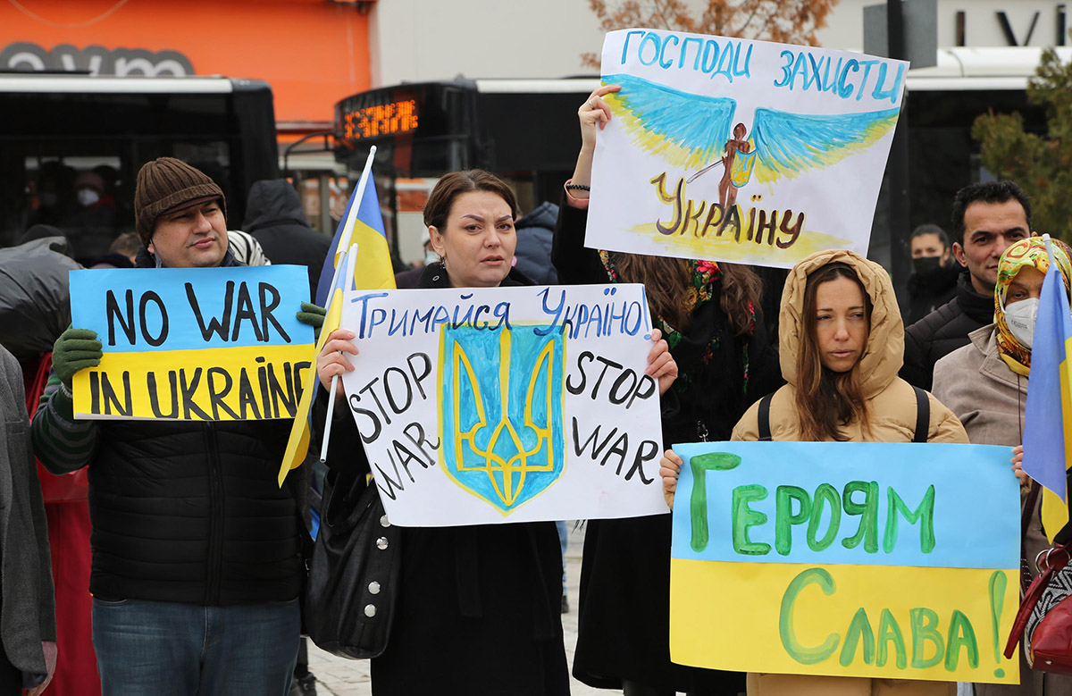 Ukraynalı gelinler Denizli'den seslendi: Savaşı durdurun