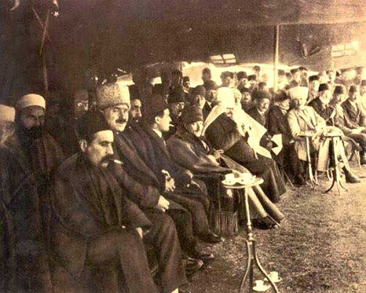 Atatürk Nevruz etkinliğine böyle katılmıştı... Türk'ün Başbuğu Türk'ün  bayramında!