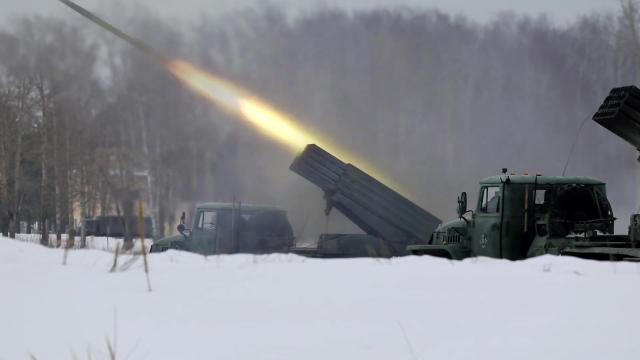 Rus ordusu, Ukrayna’da uzun menzilli füzelerle bazı cephanelikleri vurdu
